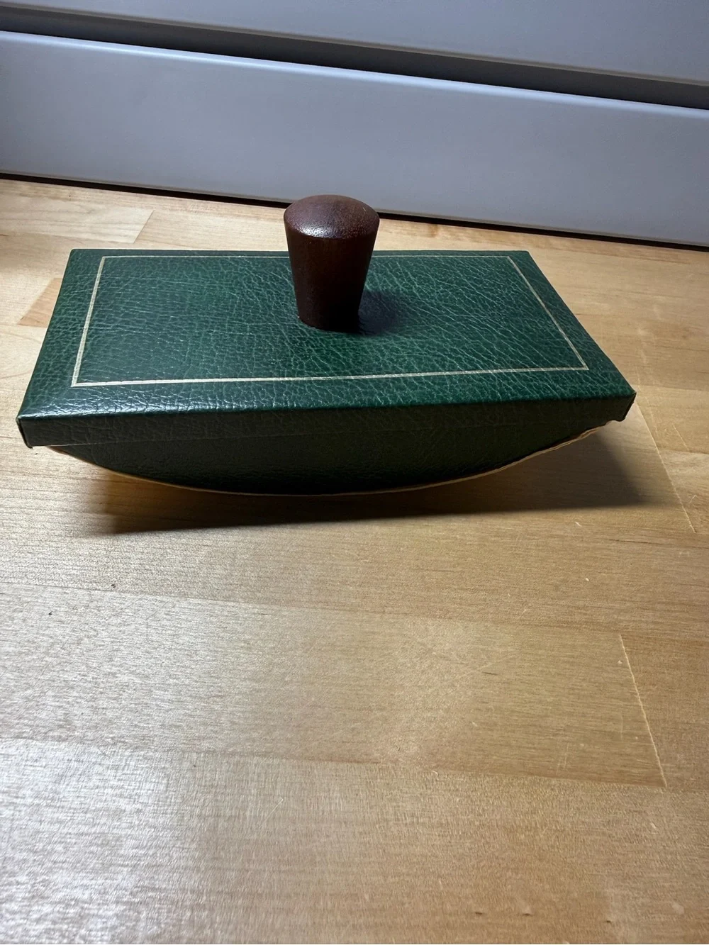 VTG FRED REES & CO LTD OF ENGLAND letter holder and rocking ink blotter